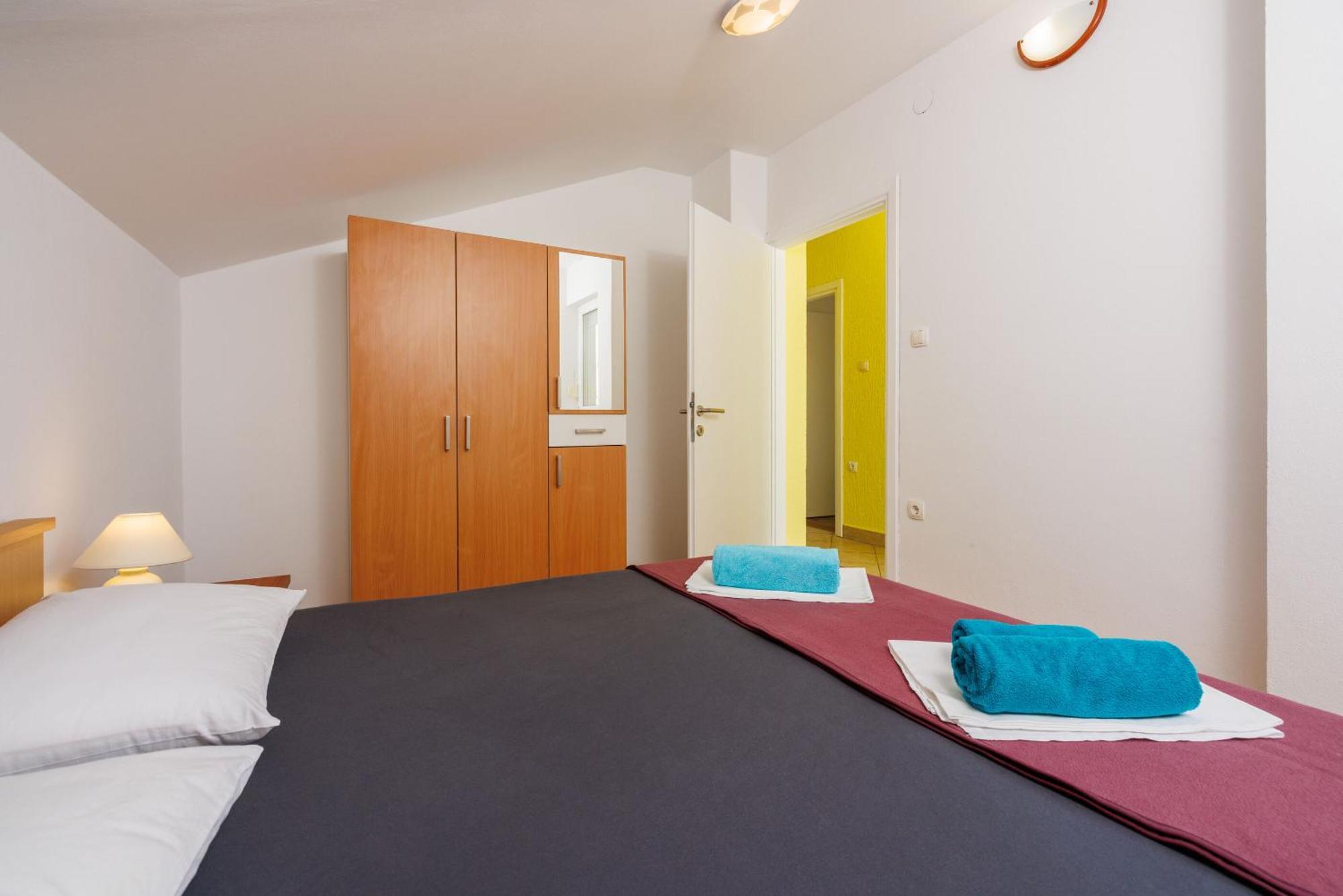 Apartment Davor Драмал Екстериор снимка